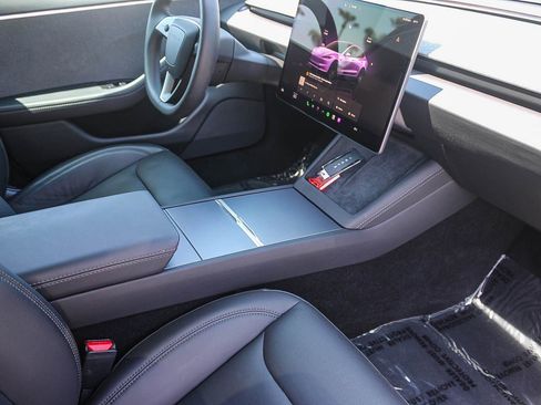 Used 2025 Tesla Model 3 Long Range RWD image 17