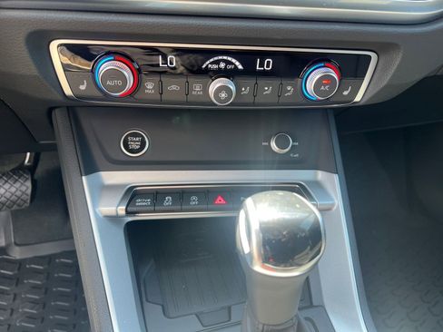 New 2025 Audi Q3 2.0T Premium image 19