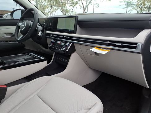 New 2026 Hyundai Tucson Limited image 6
