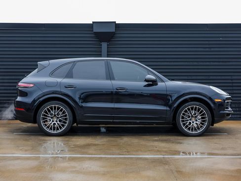 Certified 2022 Porsche Cayenne E-Hybrid image 8