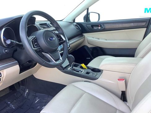 Used 2019 Subaru Outback 3.6R Limited w/ Popular Package #2 AWD/4WD image 3