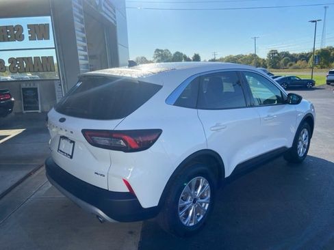 Used 2023 Ford Escape Active image 3