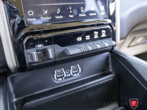 Used 2024 RAM 3500 Laramie AWD/4WD image 35