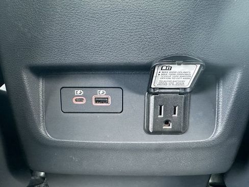 New 2025 Nissan Frontier SV w/ SV Convenience Package RWD image 30