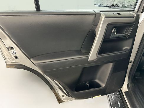 Used 2024 Toyota 4Runner SR5 Premium image 27