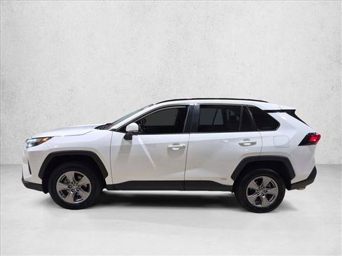 Certified 2024 Toyota RAV4 XLE AWD/4WD image 8