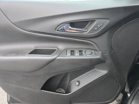 Used 2022 Chevrolet Equinox LT image 27
