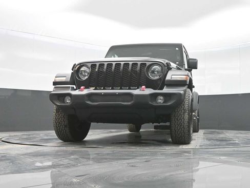 Used 2022 Jeep Gladiator Sport w/ Trailer Tow Package image 32