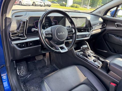 Used 2023 Kia Sportage EX AWD/4WD image 15