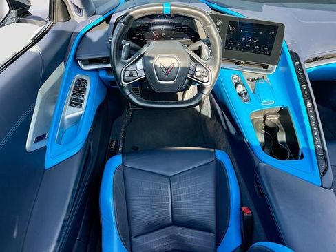 Used 2021 Chevrolet Corvette Stingray Premium Conv w/ Z51 Performance Package image 24