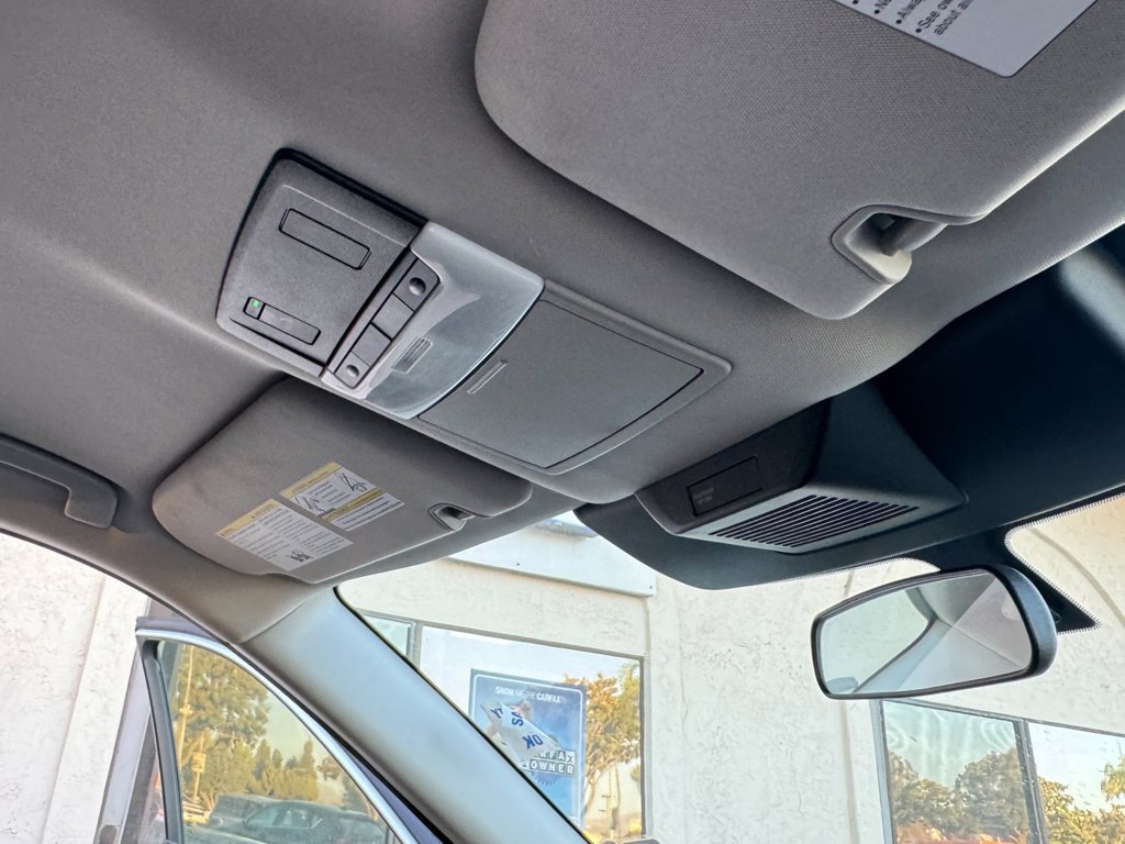 Used 2024 Nissan Pathfinder SV FWD image 28