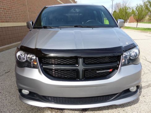 Used 2017 Dodge Grand Caravan GT FWD image 11