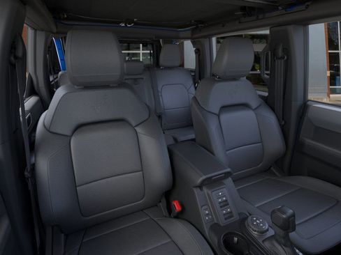 New 2025 Ford Bronco Big Bend w/ Black Diamond Package image 10