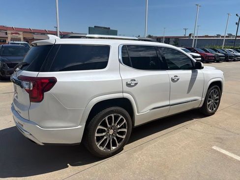 Used 2021 GMC Acadia Denali w/ Denali Ultimate Package AWD/4WD image 4