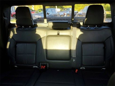 Used 2022 Chevrolet Silverado 1500 High Country w/ High Country Premium Package image 58