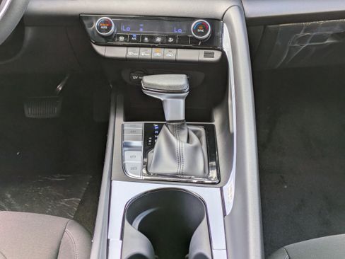 New 2026 Hyundai Elantra Blue image 20