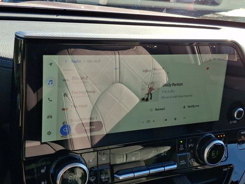 New 2026 Toyota Highlander Platinum image 17