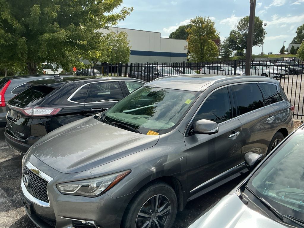 Used 2018 INFINITI QX60 FWD w/ Premium Plus Package image 5