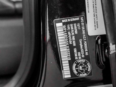 Used 2018 Porsche Macan S image 57