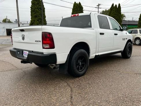 Used 2016 RAM 1500 ST w/ SXT Appearance Group image 5