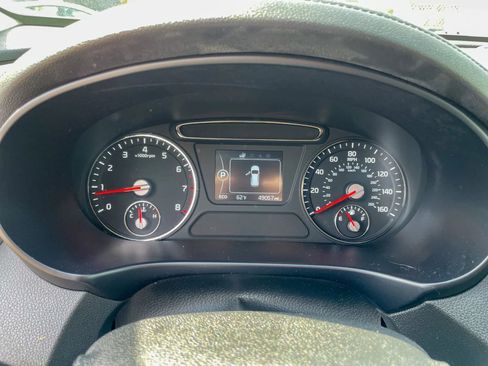Used 2016 Kia Sorento AWD w/ LX Convenience Package image 15