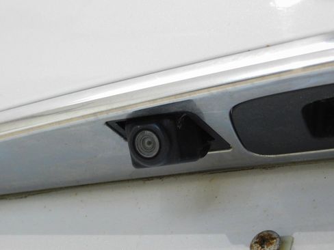 Used 2018 Cadillac XT5 AWD image 89