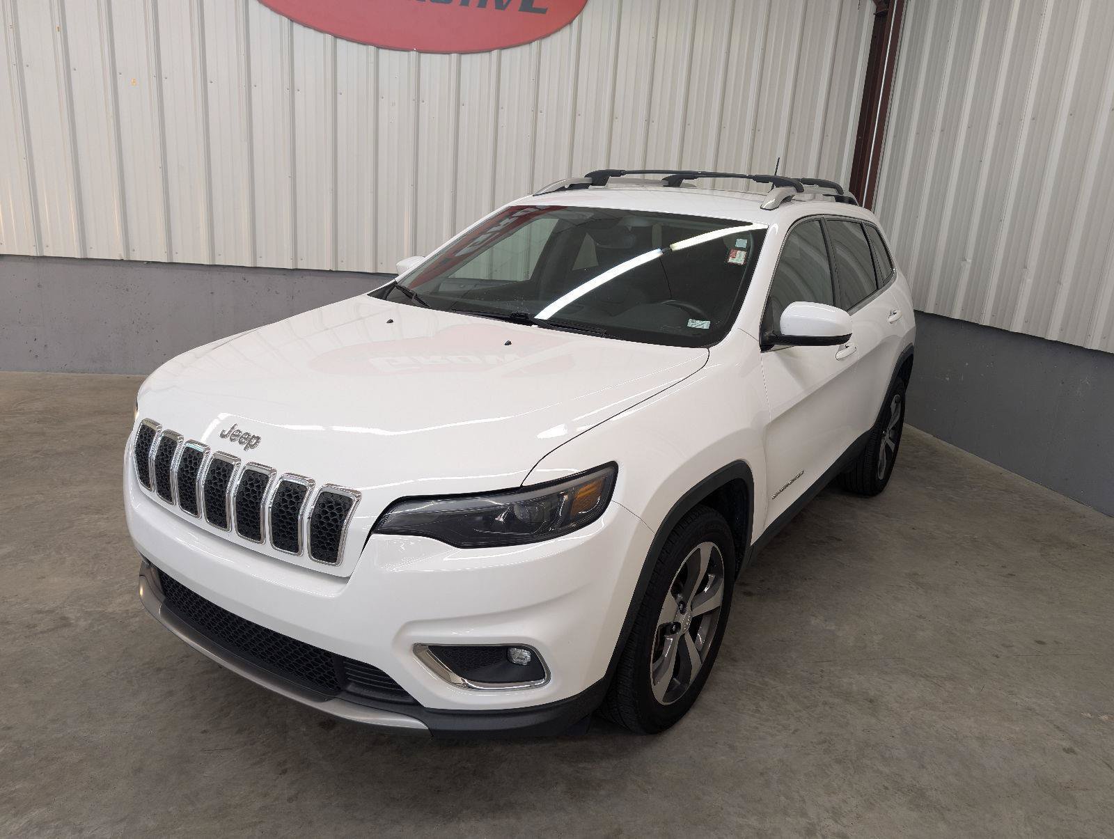 Used 2019 Jeep Cherokee Limited FWD image 8