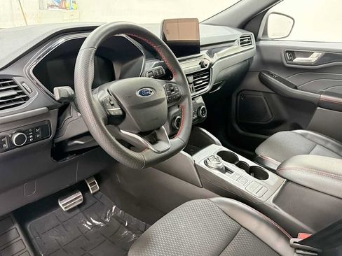 Used 2023 Ford Escape ST-Line w/ Equipment Group 301A FWD image 12