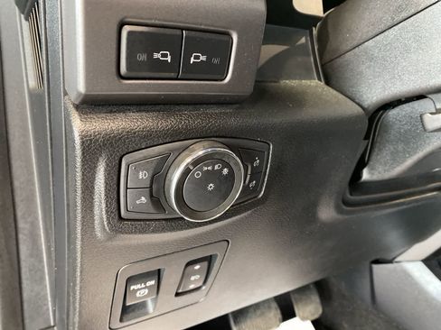 Used 2020 Ford F150 XLT w/ Equipment Group 302A Luxury image 18