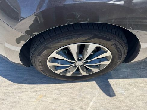 Used 2016 Kia Sedona SX FWD image 6