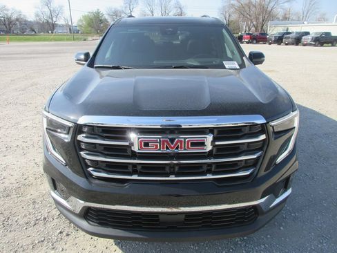 New 2026 GMC Acadia Elevation w/ Elevation Premium Package AWD/4WD image 11