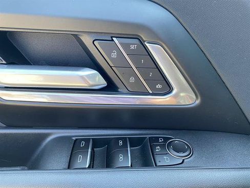 Certified 2025 Chevrolet Silverado EV RST AWD/4WD image 53