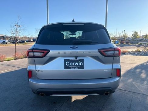 Used 2023 Ford Escape ST-Line AWD/4WD image 7