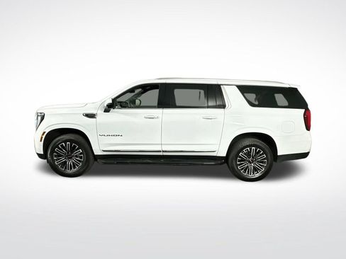Used 2026 GMC Yukon XL Elevation AWD/4WD image 5