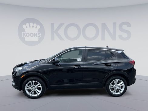 Used 2023 Buick Encore GX Preferred w/ Cold Weather Comfort Package AWD/4WD image 2