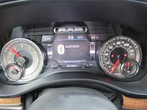 Used 2020 RAM 1500 Limited image 22