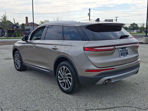 Used 2021 Lincoln Corsair AWD w/ Equipment Group 101A image 5