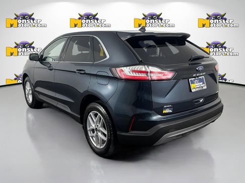 Used 2024 Ford Edge SEL w/ Convenience Package image 7