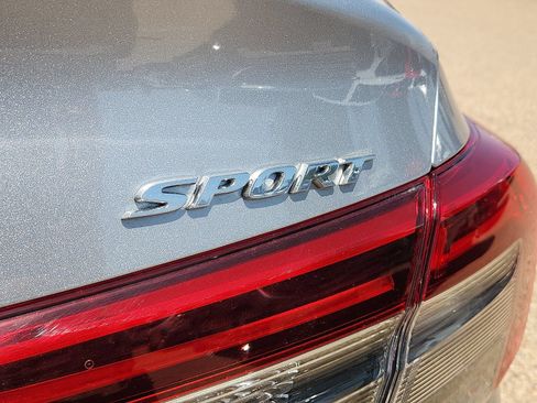 Used 2024 Honda Civic Sport image 10