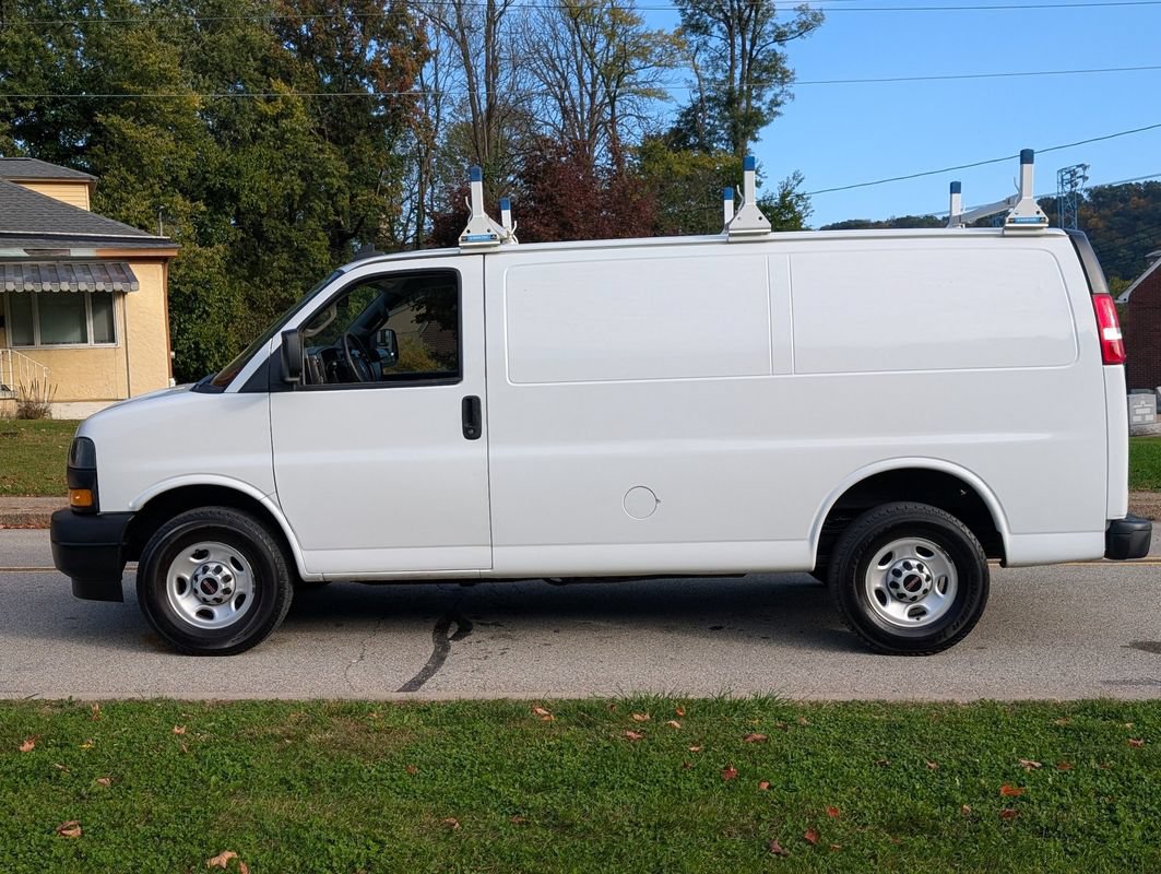 Used 2019 GMC Savana 2500 w/ Driver Convenience Package RWD image 8