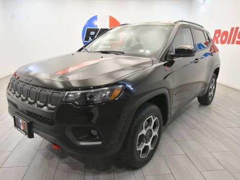 Used 2022 Jeep Compass Trailhawk AWD/4WD image 1