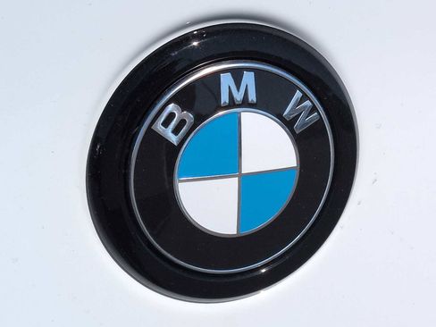 New 2026 BMW X2 xDrive28i w/ Technology Package AWD/4WD image 12