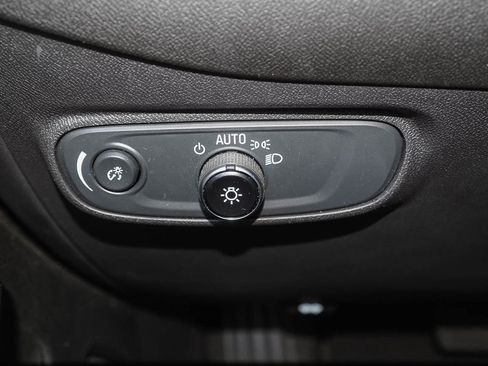 Used 2023 Chevrolet Equinox LT FWD image 27