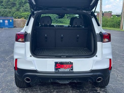 Used 2023 Chevrolet TrailBlazer RS AWD/4WD image 6