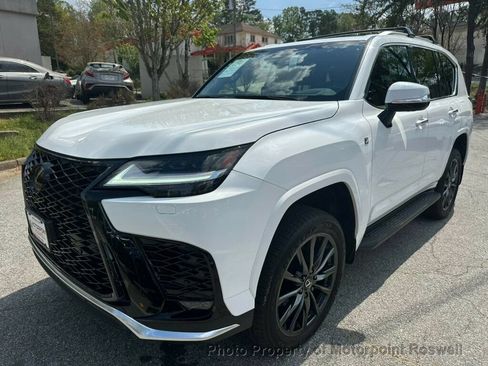 Used 2025 Lexus LX 600 F Sport AWD/4WD image 10