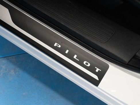 New 2026 Honda Pilot TrailSport image 13