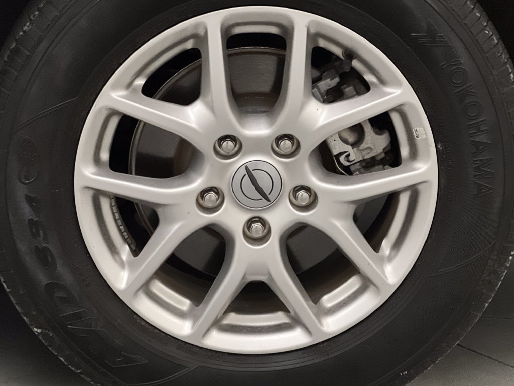 Used 2024 Chrysler Pacifica Touring-L FWD image 80