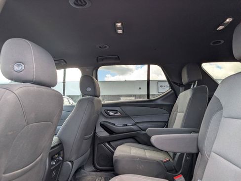 Used 2023 Chevrolet Traverse LT w/ Rear Camera Mirror Package AWD/4WD image 14