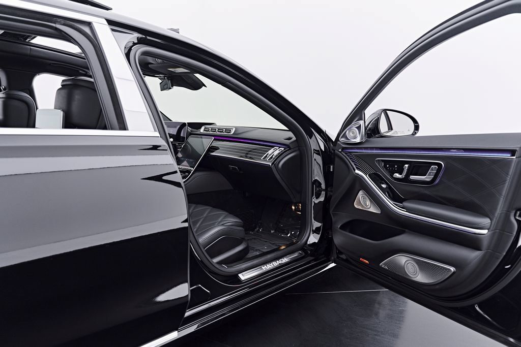 Used 2022 Mercedes-Benz Maybach S 580 4MATIC image 32