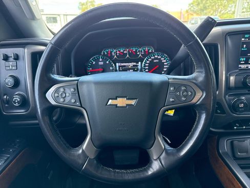 Used 2018 Chevrolet Silverado 1500 High Country AWD/4WD image 32